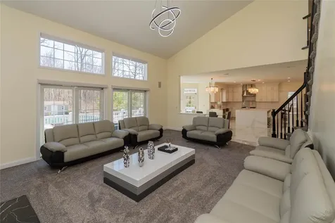 13 Orr-hatch Drive Cornwall NY 12518