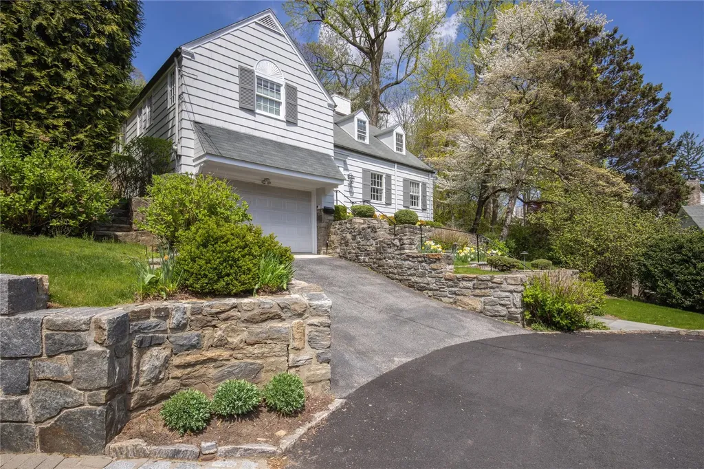 4 Morningside Circle Bronxville NY 10708