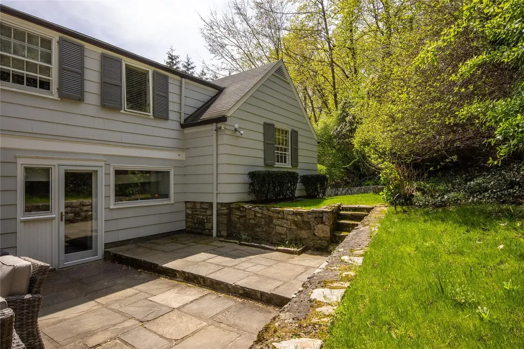 4 Morningside Circle Bronxville NY 10708