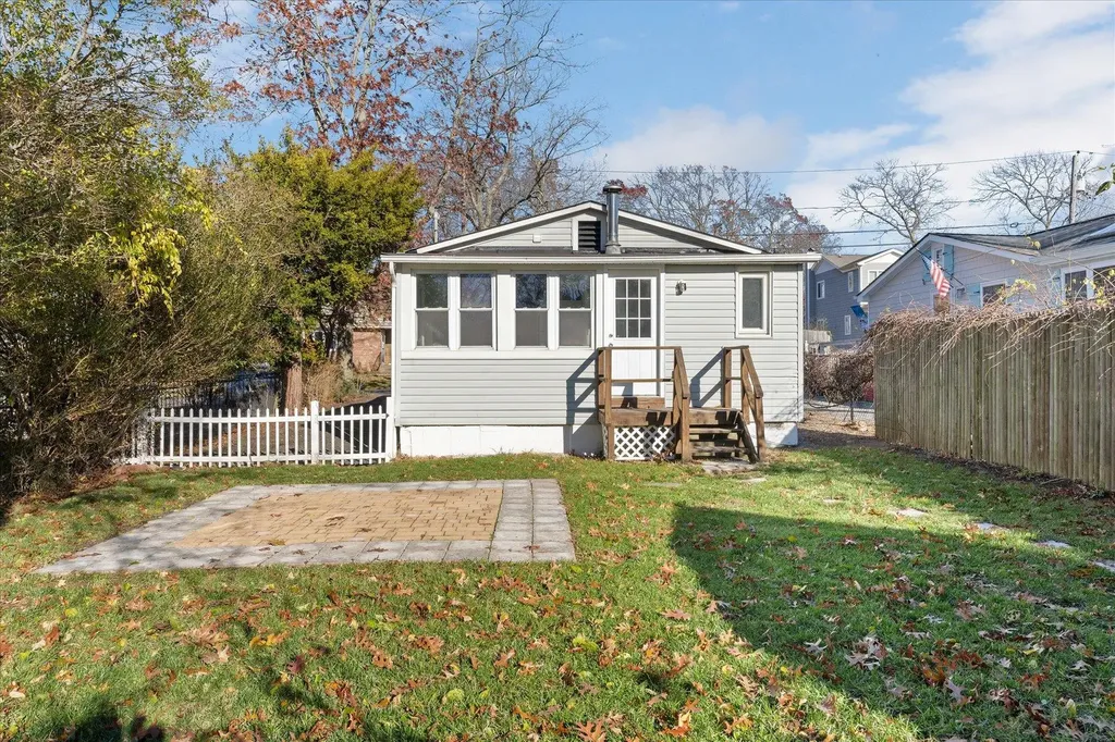 62 Shell Road Rocky Point NY 11778