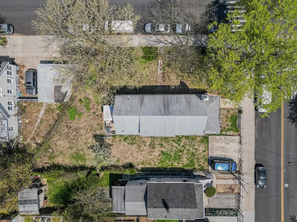 1765 Needham Avenue Bronx NY 10466