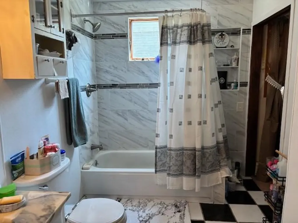 2 Copiague Place Copiague NY 11726