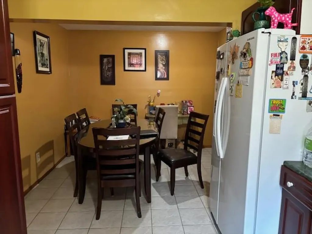 2 Copiague Place Copiague NY 11726