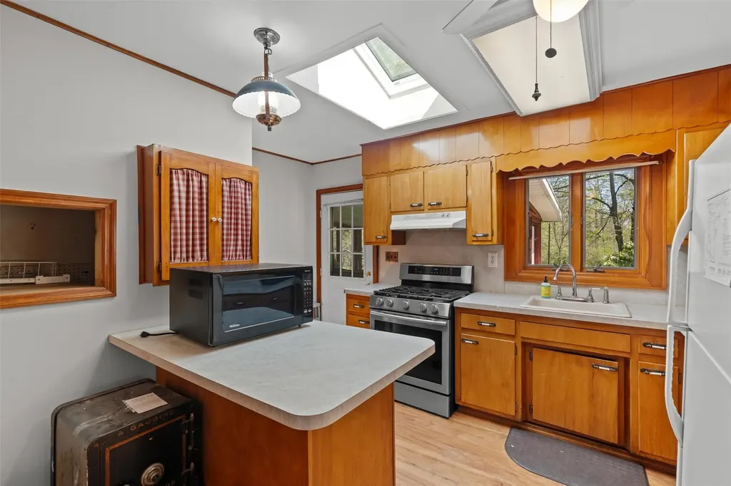 3460 State Route 208 Campbell Hall NY 10916