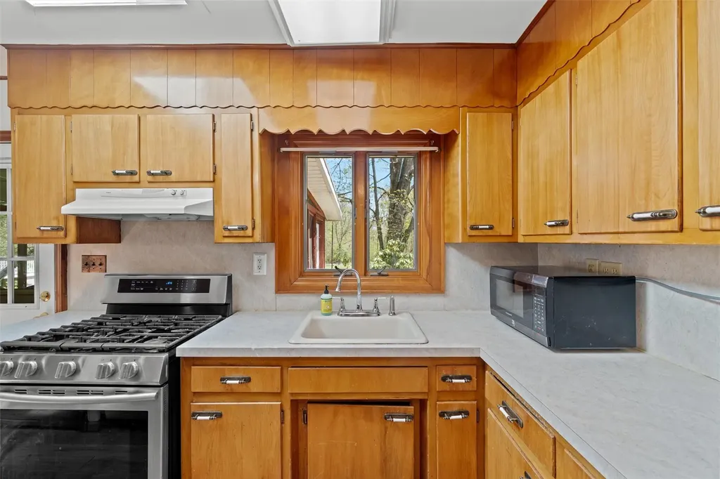 3460 State Route 208 Campbell Hall NY 10916