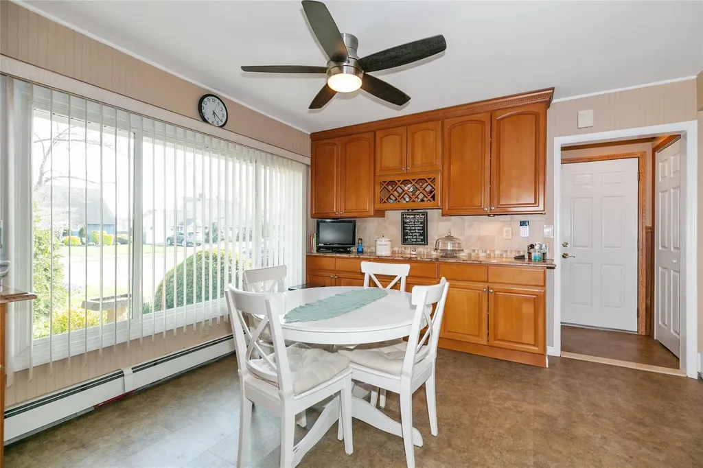 39 Mallard Road Levittown NY 11756