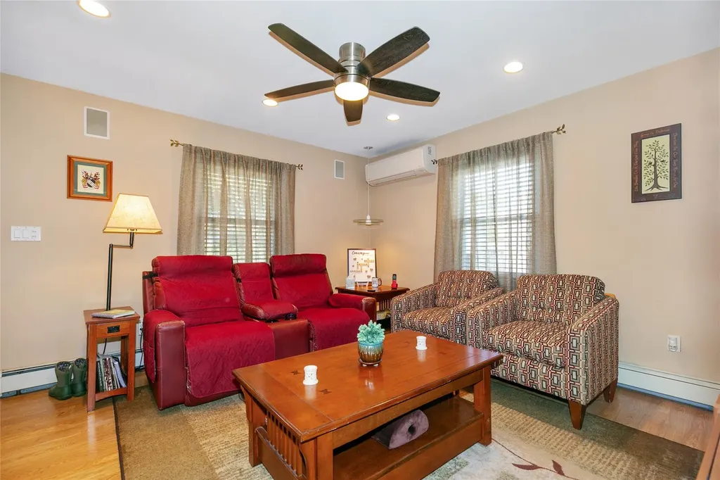 39 Mallard Road Levittown NY 11756