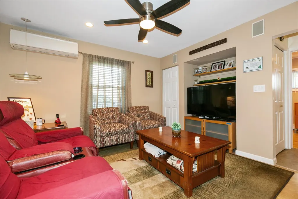 39 Mallard Road Levittown NY 11756
