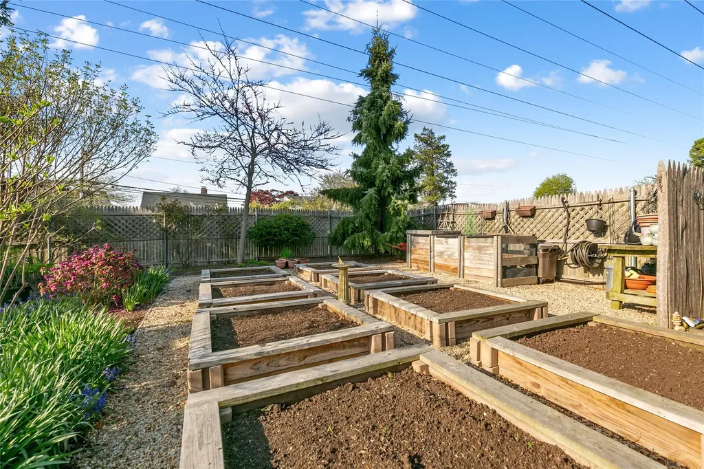 39 Mallard Road Levittown NY 11756