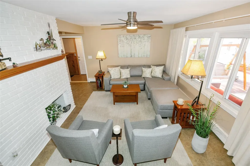 39 Mallard Road Levittown NY 11756