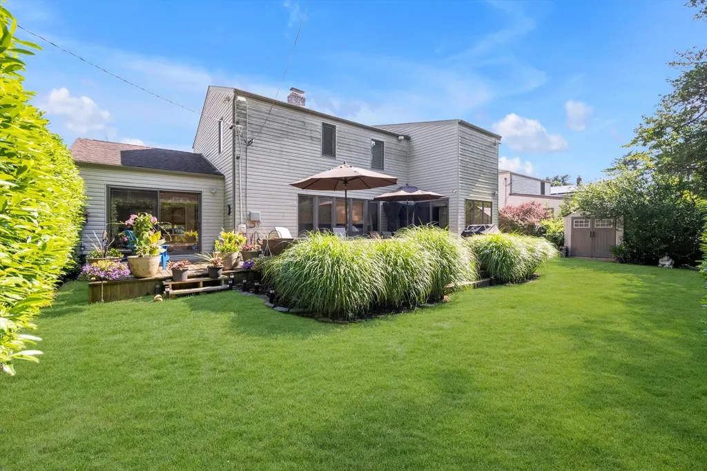 68 Argyle Road Albertson NY 11507