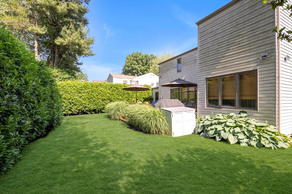 68 Argyle Road Albertson NY 11507