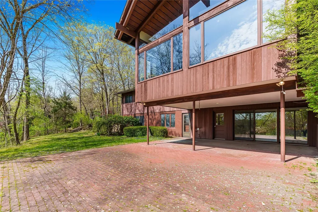 122 Ridgeview Road Poughkeepsie NY 12603