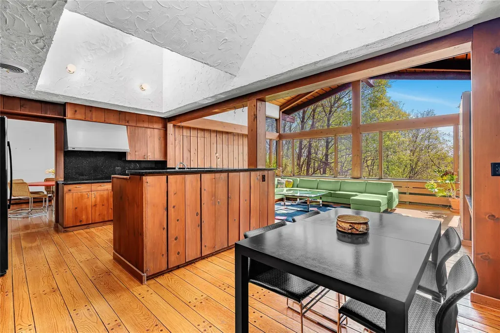 122 Ridgeview Road Poughkeepsie NY 12603