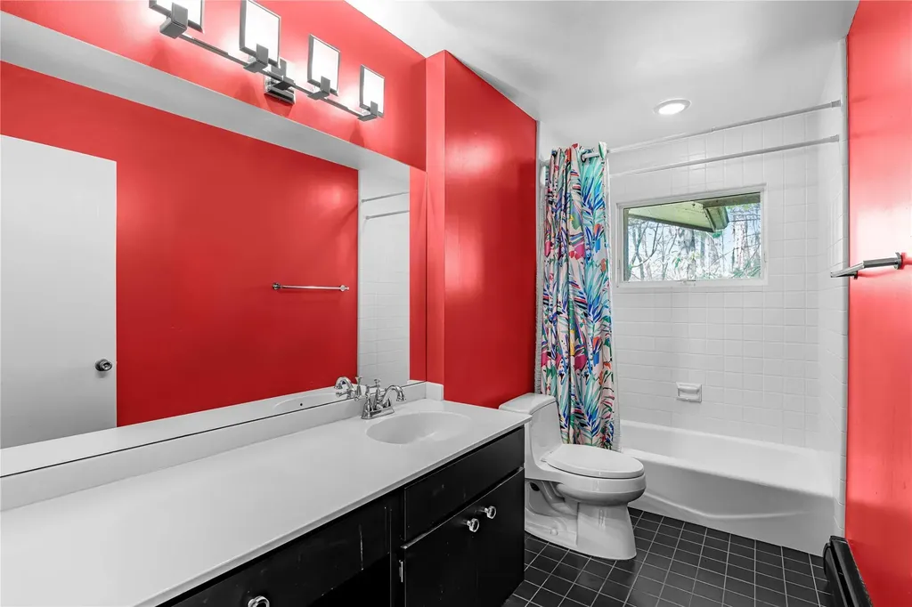 122 Ridgeview Road Poughkeepsie NY 12603
