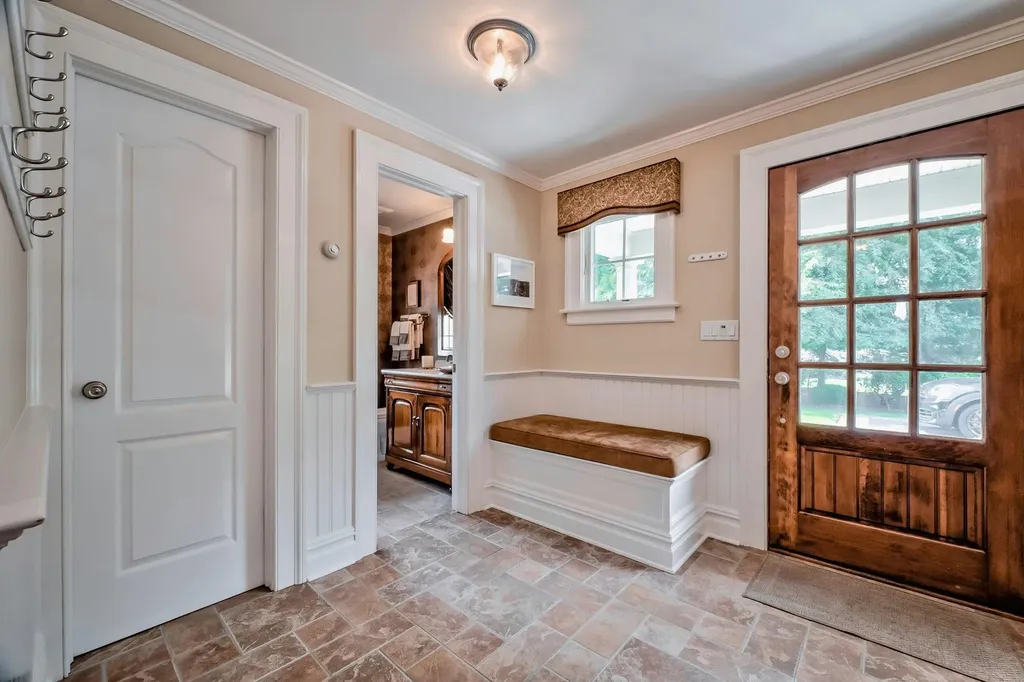 9 Clancy Drive Northport NY 11768