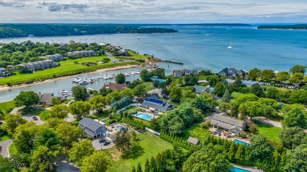 9 Clancy Drive Northport NY 11768