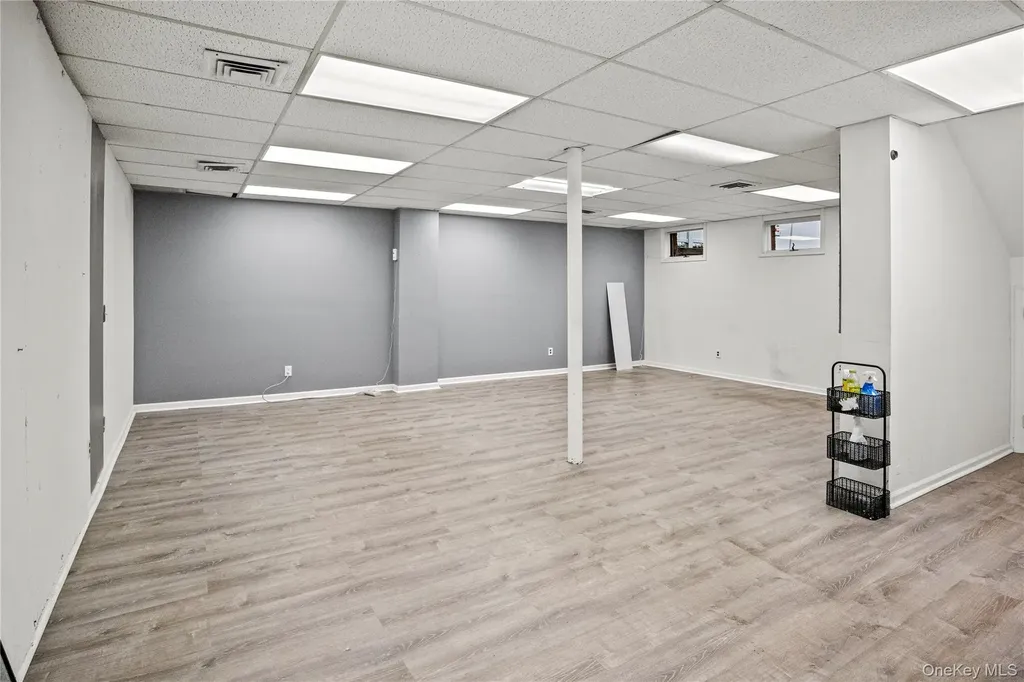 191 Forest Avenue Locust Valley NY 11560