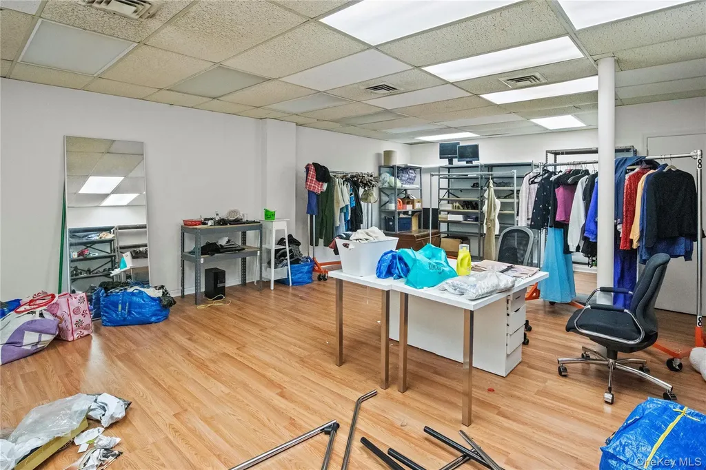191 Forest Avenue Locust Valley NY 11560