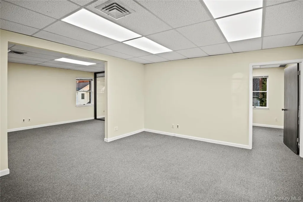 191 Forest Avenue Locust Valley NY 11560