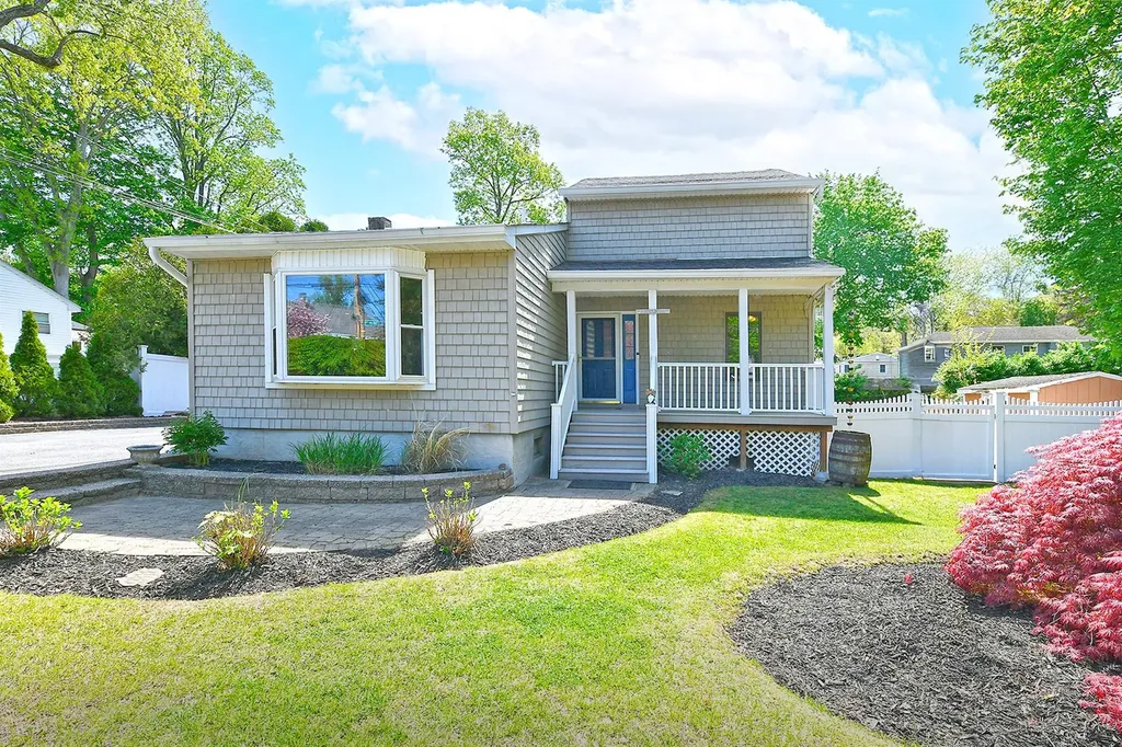 131 Juniper Road Kings Park NY 11754