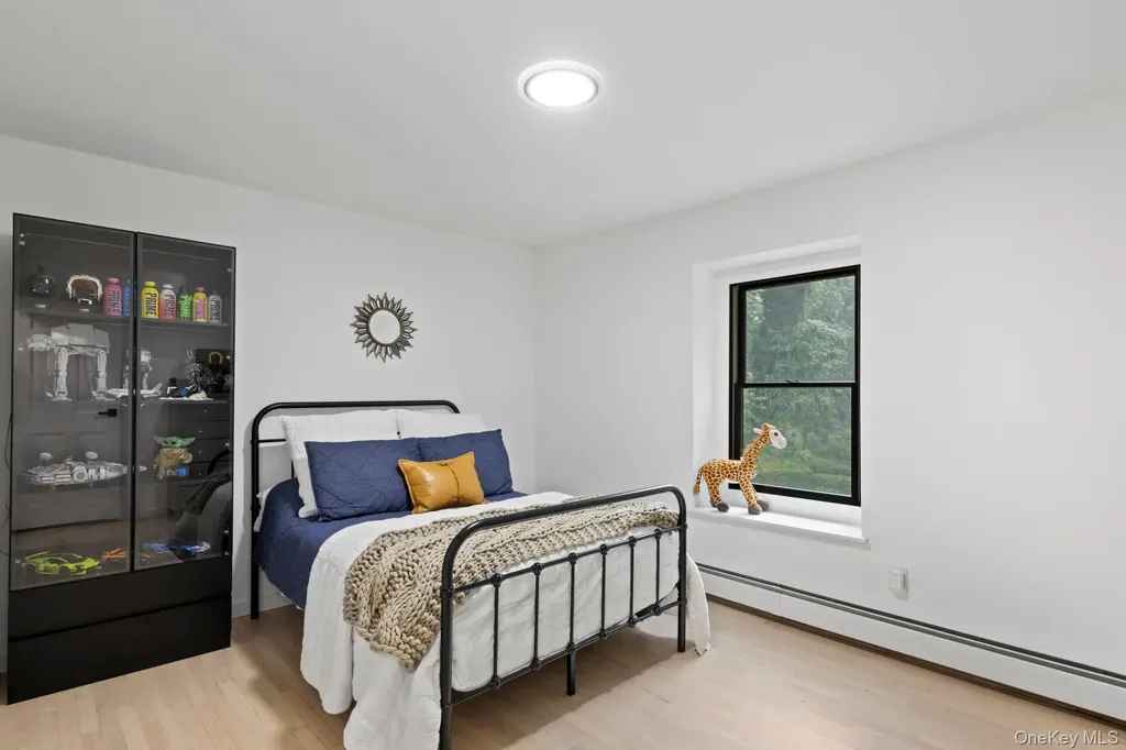 79 Brookhill Lane Huntington NY 11743