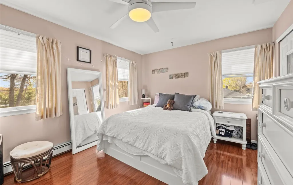 144 Kings Park Road Commack NY 11725