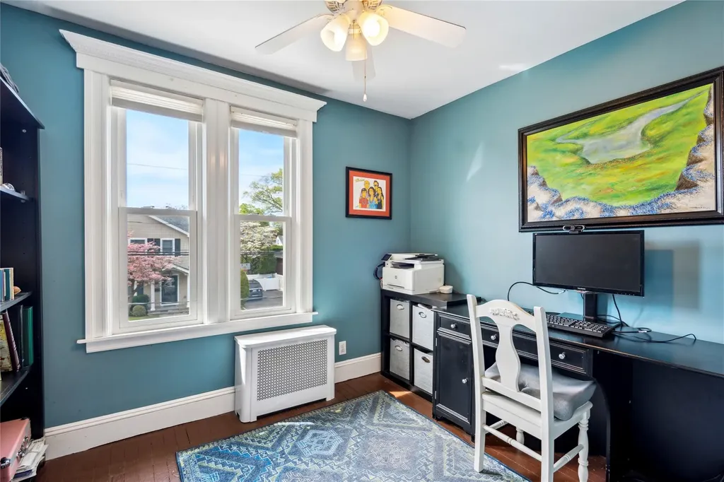41 Gates Avenue Malverne NY 11565