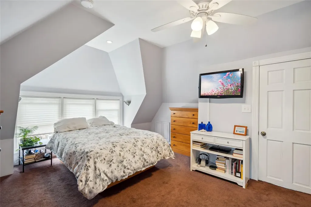41 Gates Avenue Malverne NY 11565