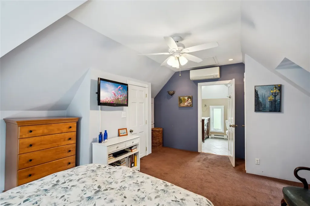 41 Gates Avenue Malverne NY 11565