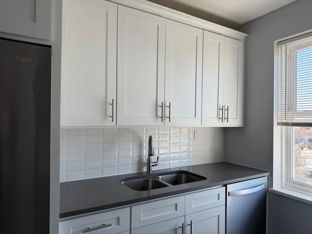 16 New Street Hewlett NY 11557