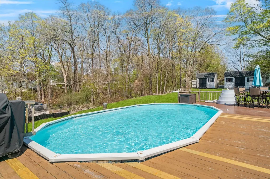 12 Marcy Lane Middletown NY 10941
