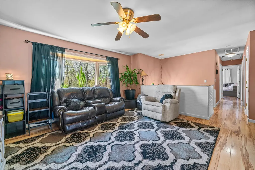 12 Marcy Lane Middletown NY 10941