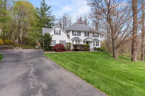 1 Meadow Court Cortlandt Manor NY 10567