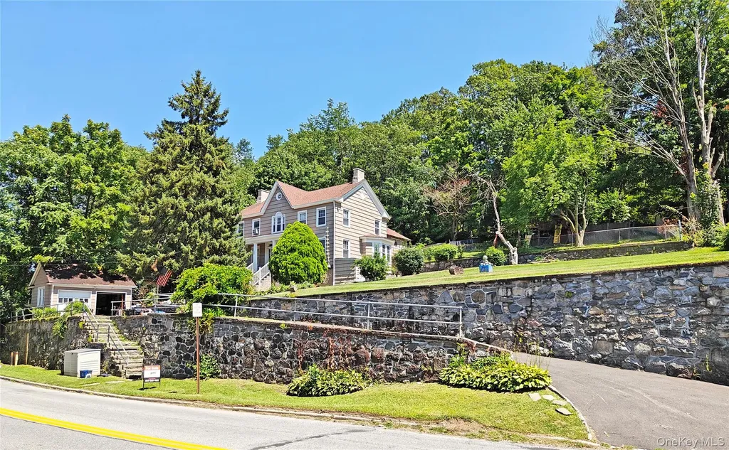 635 N Division Street Peekskill NY 10566