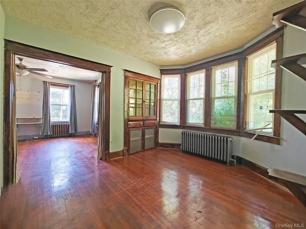 635 N Division Street Peekskill NY 10566