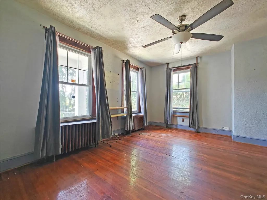 635 N Division Street Peekskill NY 10566