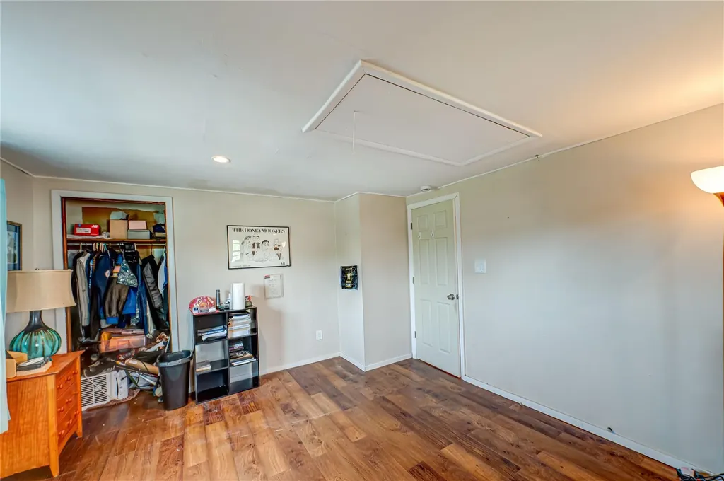 46 Stone Lane Levittown NY 11756