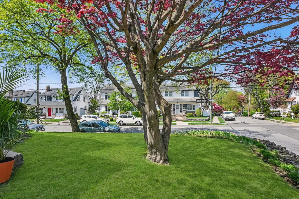 106 Devoe Avenue Yonkers NY 10705