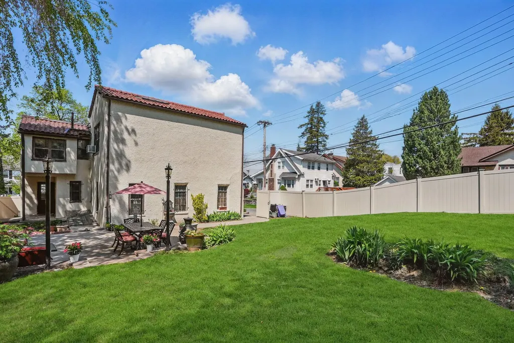 106 Devoe Avenue Yonkers NY 10705