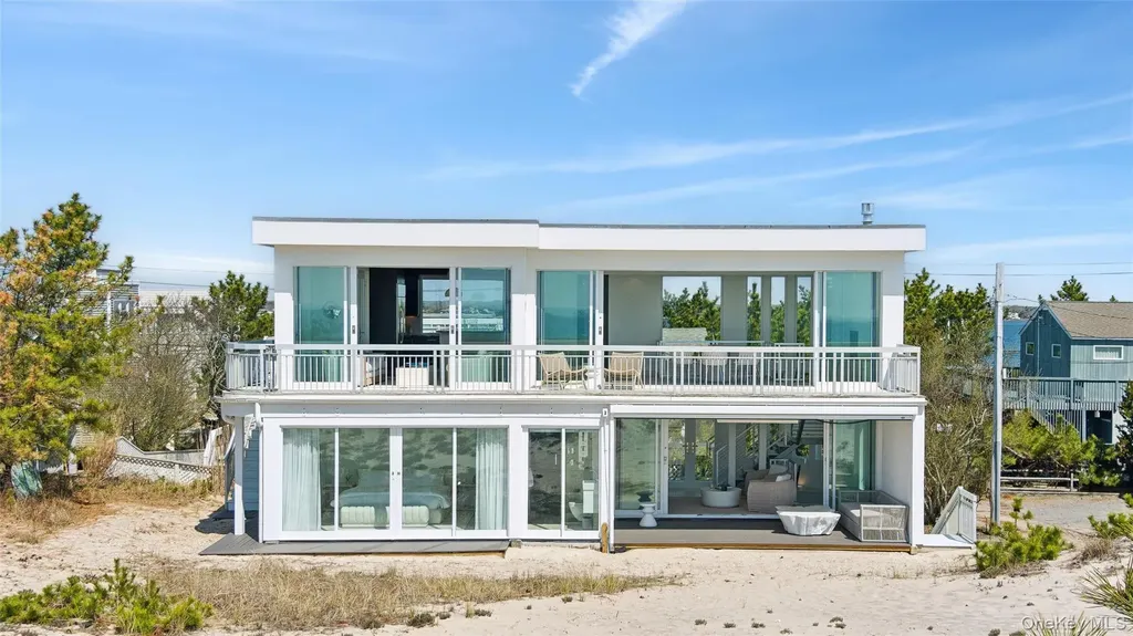 413B Dune Westhampton Beach NY 11978