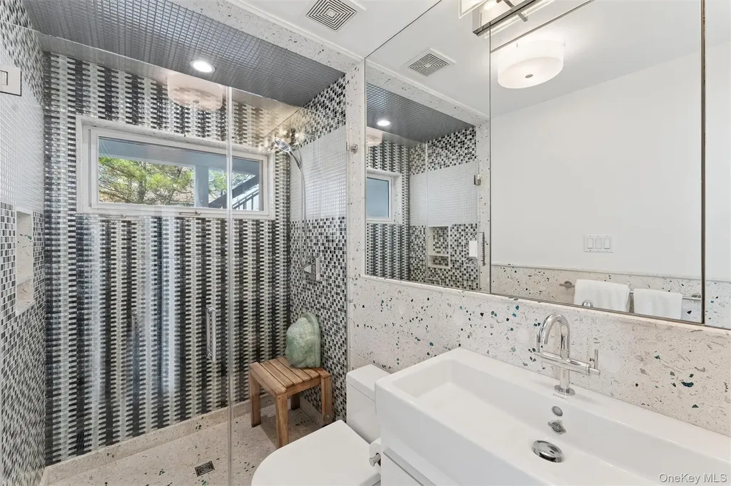 413B Dune Westhampton Beach NY 11978