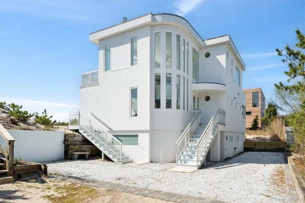 413B Dune Westhampton Beach NY 11978