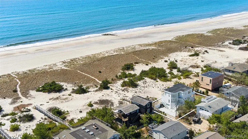 413B Dune Westhampton Beach NY 11978