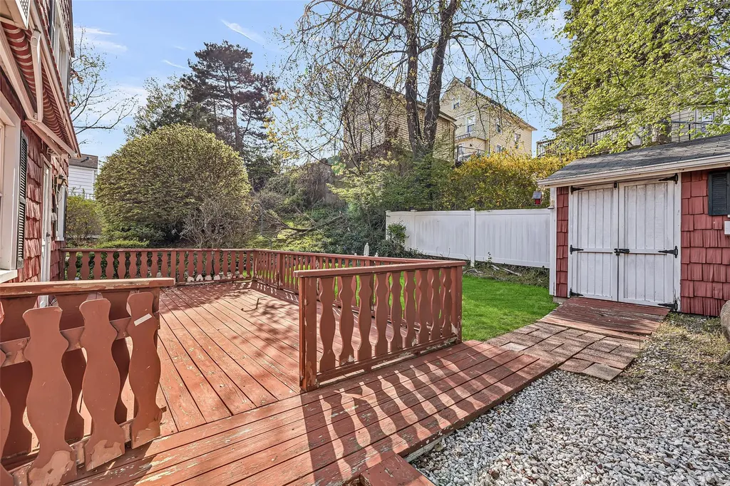62 Henry Avenue Harrison NY 10528