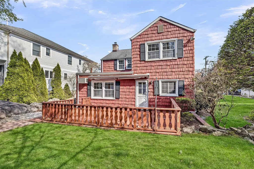 62 Henry Avenue Harrison NY 10528