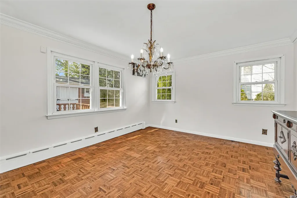 62 Henry Avenue Harrison NY 10528