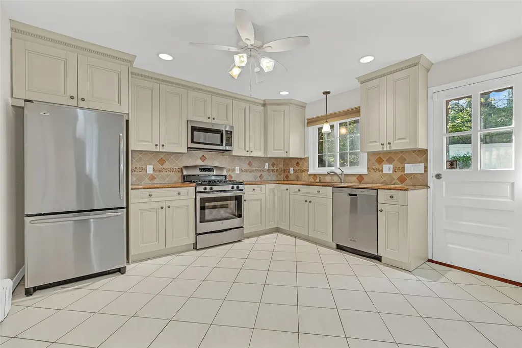 62 Henry Avenue Harrison NY 10528
