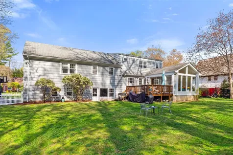 25 Chester Drive Rye NY 10580
