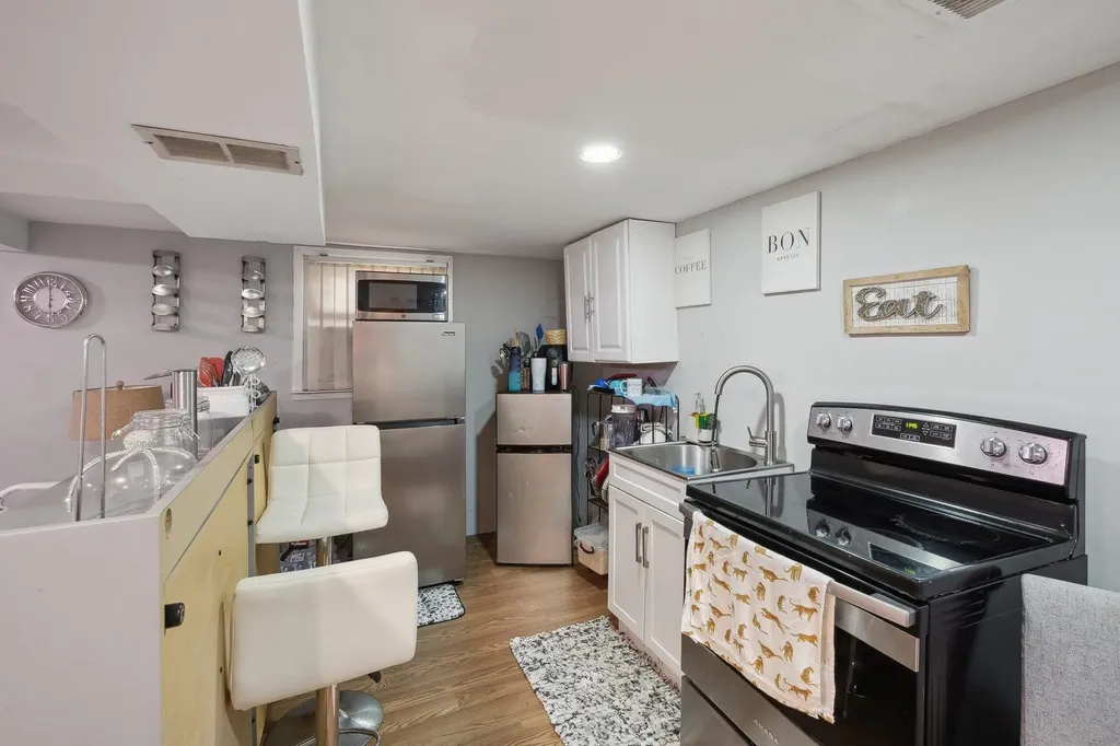 991 Henhawk Road North Baldwin NY 11510